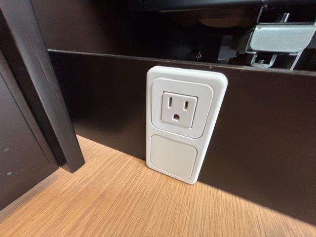 ハイエースバン トイファクトリー　ランドティピー　乗車人数７名　就寝人数４名　ＦＦヒーター　ツインサブバッテリー　インバーター３００Ｗ　外部電源　ＤＣ冷蔵庫　スーパーロング（43枚目）