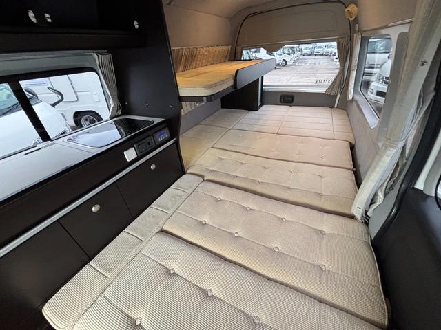 ハイエースバン トイファクトリー　ランドティピー　乗車人数７名　就寝人数４名　ＦＦヒーター　ツインサブバッテリー　インバーター３００Ｗ　外部電源　ＤＣ冷蔵庫　スーパーロング（53枚目）