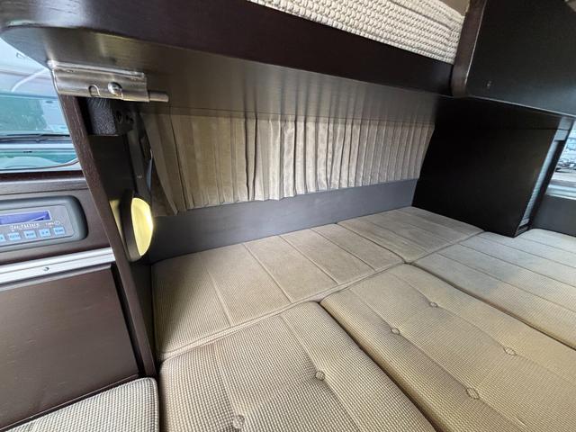 ハイエースバン トイファクトリー　ランドティピー　乗車人数７名　就寝人数４名　ＦＦヒーター　ツインサブバッテリー　インバーター３００Ｗ　外部電源　ＤＣ冷蔵庫　スーパーロング（54枚目）
