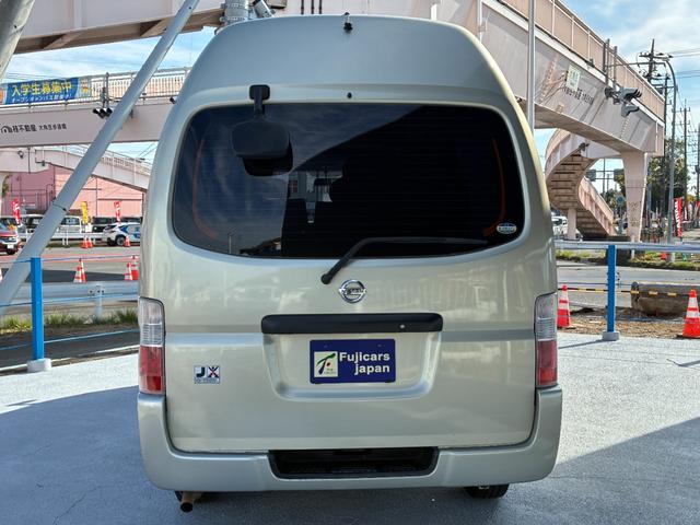 キャラバン 東和モーターズ　フェネック　乗車人数９名　就寝人数３名　シングルサブバッテリー　走行充電　外部電源　シンク　給水排水ポリタンク　ガソリン　２ＷＤ（16枚目）