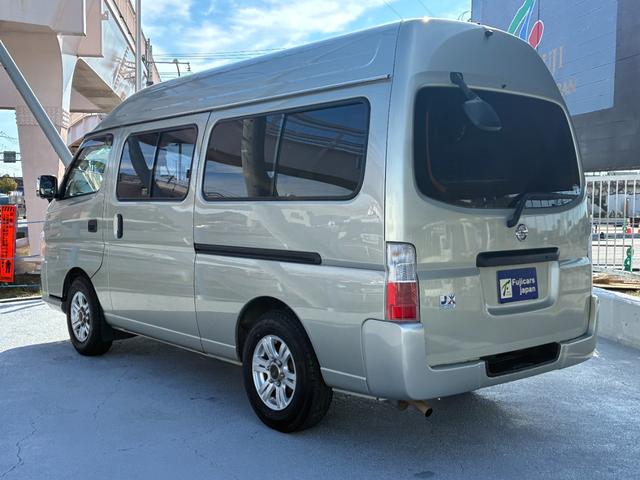 キャラバン 東和モーターズ　フェネック　乗車人数９名　就寝人数３名　シングルサブバッテリー　走行充電　外部電源　シンク　給水排水ポリタンク　ガソリン　２ＷＤ（18枚目）