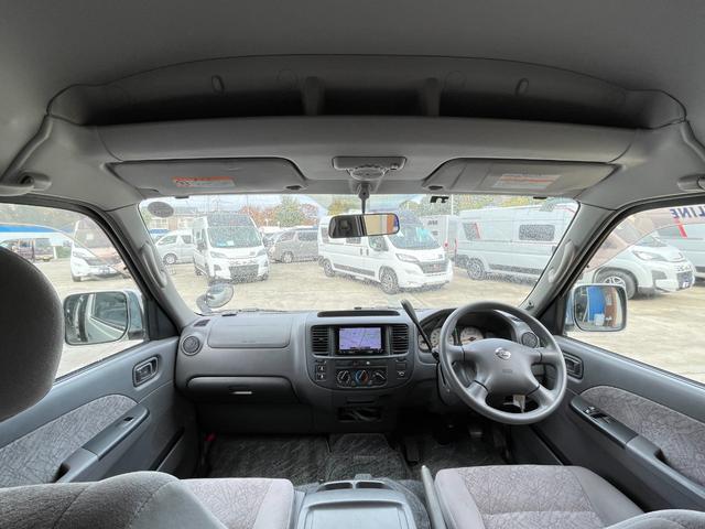 キャラバン 東和モーターズ　フェネック　乗車人数９名　就寝人数３名　シングルサブバッテリー　走行充電　外部電源　シンク　給水排水ポリタンク　ガソリン　２ＷＤ（63枚目）