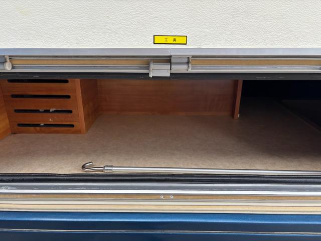 カムロード バンテック　ジル４８０スキップ　キャンピングカー・ディーゼル・２ＷＤ・乗車人数９名・就寝人数５名・トイレ・トリプルサブバッテリー・家庭用エアコン・ＦＦヒーター（68枚目）