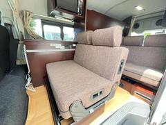 �Х����󡢥���֥��󡢥Х󥳥󡢷ڥ����ѡ����ȥ졼�顼�ʤɿ��֡���ż֤��¿��Ÿ�����Ƥ���ޤ��� 6