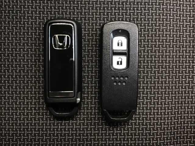 Ｎ－ＶＡＮ＋スタイル ファン・ホンダセンシング　ホンダ認定中古車　純正ナビ　ＬＥＤライト　Ｉ－ＳＴＯＰ　イモビライザー　クリアランスソナー　ＵＳＢポート　後カメラ　横滑り防止　キーフリーシステム　地デジ　フルオートエアコン　オートライト　ＰＷ　ＰＳ（16枚目）