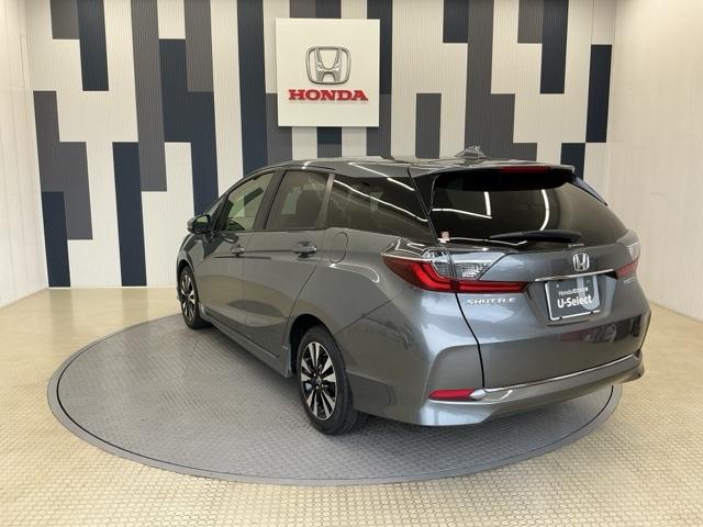 シャトル ハイブリッドXホンダセンシング ホンダ認定中古車 純正ナビ LEDライト 横滑抑制 リヤカメラ スマ-トキ- イモビ サイドエアバッグ シートヒーター付き キーレス Wエアコン ECON クルコン オートライト ETC Wエアバック(25枚目)