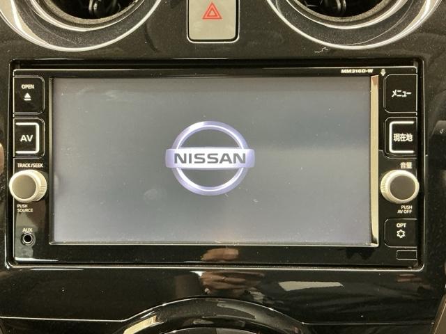 ノート メダリスト 全周囲カメラ 純正ナビ LED ETC フロントカメラ アラウンドビュモニター 横滑防止装置 フルセグテレビ エコスーパーチャージャー DVD再生可能 USB接続 イモビライザー Aストップ ナビTV(7枚目)