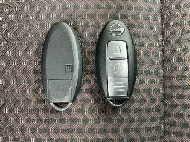 ノート メダリスト 全周囲カメラ 純正ナビ LED ETC フロントカメラ アラウンドビュモニター 横滑防止装置 フルセグテレビ エコスーパーチャージャー DVD再生可能 USB接続 イモビライザー Aストップ ナビTV(16枚目)