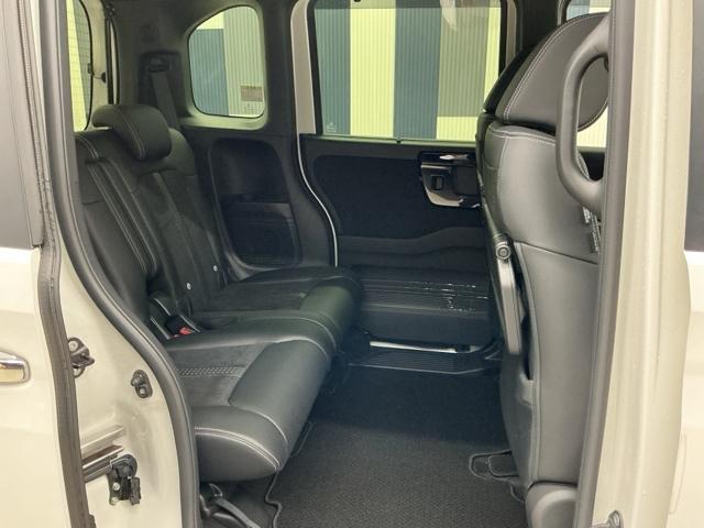 N-BOXカスタム Lターボ ホンダ認定中古車 LEDライト 両側電動 地デジチューナー 衝突軽減ブレーキサポート LEDヘッドライ 1オーナー アイドリングS ターボエンジン PS カーテンエアバック シートヒータ エアバック(17枚目)