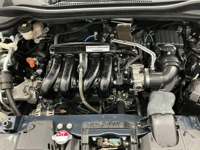 ヴェゼル Ｘ・ホンダセンシング　ホンダ認定中古車　純正ナビ　ＬＥＤライト　Ｒカメラ　Ｗエアバッグ　盗難防止　アクティブクルーズコントロール　オートエアコン　ＬＥＤランプ　衝突軽減ブレ－キ　パワステ　整備記録簿　カーテンエアバック（18枚目）