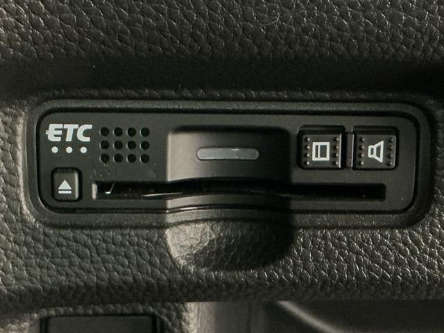 N-BOXカスタム G・Lホンダセンシング ホンダ認定中古車 純正ナビ LEDライト 地デジTV 整備記録簿 助手席エアバッグ キーレス シートH アイドリングST セキュリティーアラーム スマ-トキ- リアカメラ ナビTV ETC DVD(8枚目)