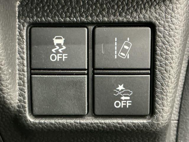 N-BOXカスタム G・Lホンダセンシング ホンダ認定中古車 純正ナビ LEDライト 地デジTV 整備記録簿 助手席エアバッグ キーレス シートH アイドリングST セキュリティーアラーム スマ-トキ- リアカメラ ナビTV ETC DVD(9枚目)