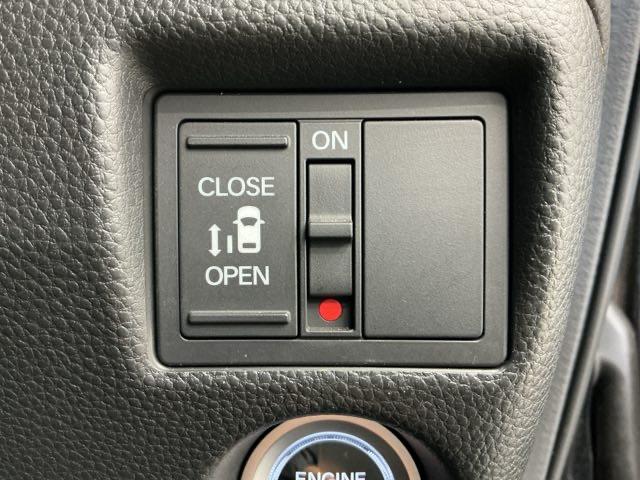 N-BOXカスタム G・Lホンダセンシング ホンダ認定中古車 純正ナビ LEDライト 地デジTV 整備記録簿 助手席エアバッグ キーレス シートH アイドリングST セキュリティーアラーム スマ-トキ- リアカメラ ナビTV ETC DVD(10枚目)