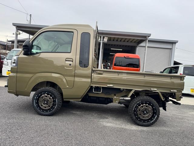 ハイゼットトラック ジャンボエクストラ リフトアップ/9インチDA/フルセグTV/前後ドラレコ/バックカメラ/前後ガードバー/14インチAW/マッドタイヤ/衝突軽減ブレーキ/届出済未使用車/LED/スマートキー/電動格納ミラー/4WD(9枚目)