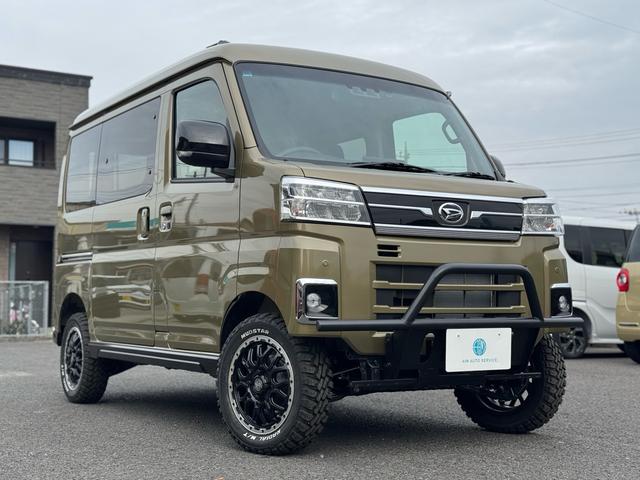 アトレー ＲＳ　４ＷＤ／リフトアップ／ガードバー／１４インチＡＷ／マッドタイヤ／純正９インチディスプレイオーディオ／フルセグＴＶ／バックカメラ／ＤＡ連動ドラレコ／両側電動パワスラ／届出済未使用車／衝突軽減ブレーキ（2枚目）