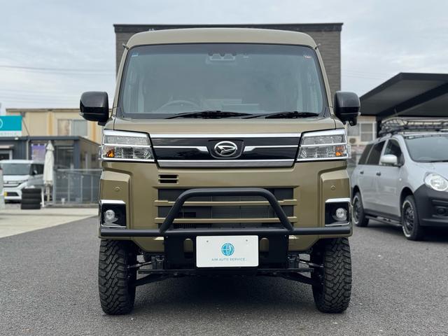 アトレー ＲＳ　４ＷＤ／リフトアップ／ガードバー／１４インチＡＷ／マッドタイヤ／純正９インチディスプレイオーディオ／フルセグＴＶ／バックカメラ／ＤＡ連動ドラレコ／両側電動パワスラ／届出済未使用車／衝突軽減ブレーキ（6枚目）