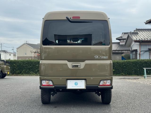 アトレー ＲＳ　４ＷＤ／リフトアップ／ガードバー／１４インチＡＷ／マッドタイヤ／純正９インチディスプレイオーディオ／フルセグＴＶ／バックカメラ／ＤＡ連動ドラレコ／両側電動パワスラ／届出済未使用車／衝突軽減ブレーキ（7枚目）