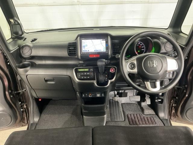 Ｎ－ＢＯＸ ＧＳＳパッケージ　Ｉストップ　禁煙　ダブルエアバック　両側スライド　サイドカーテンエアバック　１オーナー車　１セグＴＶ　前席シートヒーター　スマートキー＆プッシュスタート　ＥＴＣ付き　横滑防止（11枚目）