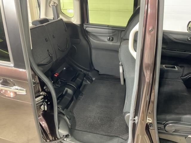 Ｎ－ＢＯＸ ＧＳＳパッケージ　Ｉストップ　禁煙　ダブルエアバック　両側スライド　サイドカーテンエアバック　１オーナー車　１セグＴＶ　前席シートヒーター　スマートキー＆プッシュスタート　ＥＴＣ付き　横滑防止（15枚目）