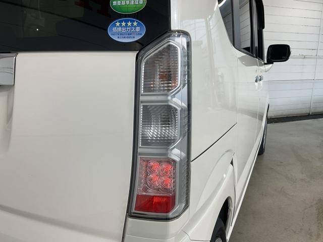 Ｎ－ＢＯＸ Ｇ・Ｌパッケージ　Ｉ－ＳＴＯＰ　禁煙　１オ－ナ－　両側スライドドア　カラーバックモニター　全席ＰＷ　イモビライザー　ナビテレビ　地ＴＶ　ＡＡＣ　横滑り防止　スマートキー　ＤＶＤ再生　ＡＢＳ　ＥＴＣ（12枚目）