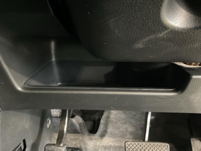 Ｎ－ＢＯＸ Ｇ・Ｌパッケージ　Ｉ－ＳＴＯＰ　禁煙　１オ－ナ－　両側スライドドア　カラーバックモニター　全席ＰＷ　イモビライザー　ナビテレビ　地ＴＶ　ＡＡＣ　横滑り防止　スマートキー　ＤＶＤ再生　ＡＢＳ　ＥＴＣ（29枚目）
