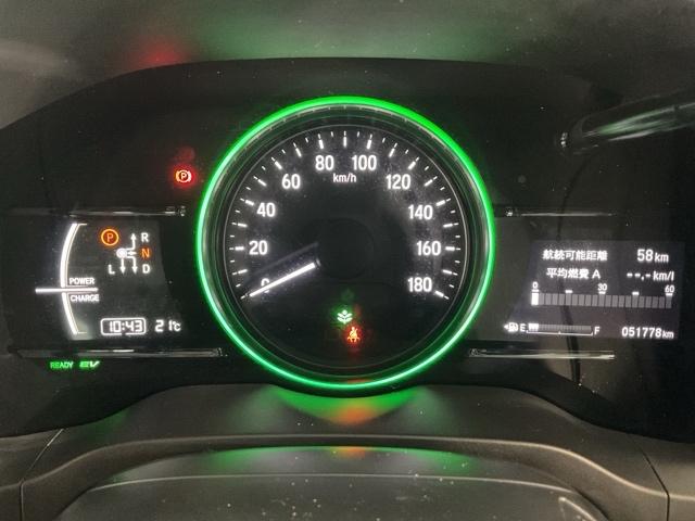 ヴェゼル ハイブリッドＸ・ホンダセンシング　地デジ　Ａクルーズ　Ｂモニ　スマキー　オートエアコン　ＶＳＡ　ＬＥＤヘッドライト　ＥＴＣ車載器　カーテンエアバッグ　ＡＢＳ　パワーウィンドウ　Ｗエアバッグ　ＤＶＤ再生（15枚目）