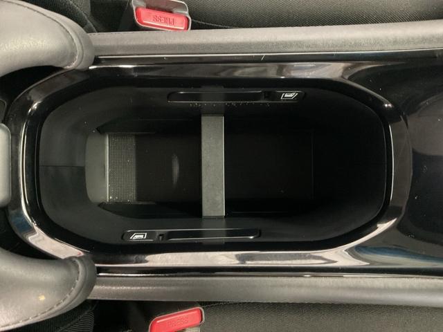 ヴェゼル ハイブリッドＸ・ホンダセンシング　地デジ　Ａクルーズ　Ｂモニ　スマキー　オートエアコン　ＶＳＡ　ＬＥＤヘッドライト　ＥＴＣ車載器　カーテンエアバッグ　ＡＢＳ　パワーウィンドウ　Ｗエアバッグ　ＤＶＤ再生（31枚目）