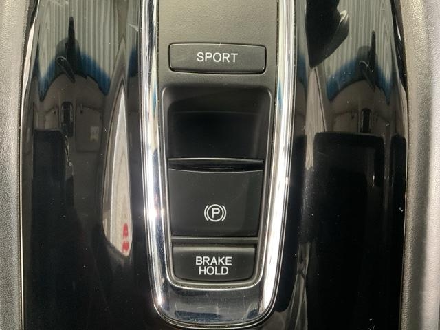 ヴェゼル ハイブリッドＸ・ホンダセンシング　地デジ　Ａクルーズ　Ｂモニ　スマキー　オートエアコン　ＶＳＡ　ＬＥＤヘッドライト　ＥＴＣ車載器　カーテンエアバッグ　ＡＢＳ　パワーウィンドウ　Ｗエアバッグ　ＤＶＤ再生（40枚目）
