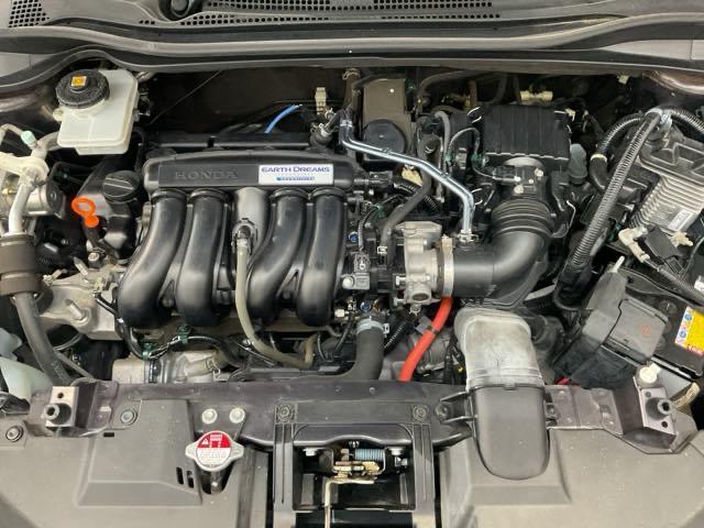 ヴェゼル ハイブリッドＸ・ホンダセンシング　地デジ　Ａクルーズ　Ｂモニ　スマキー　オートエアコン　ＶＳＡ　ＬＥＤヘッドライト　ＥＴＣ車載器　カーテンエアバッグ　ＡＢＳ　パワーウィンドウ　Ｗエアバッグ　ＤＶＤ再生（45枚目）