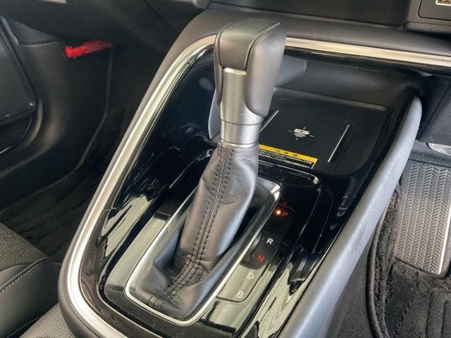 高級感のあるデザインのシフトノブ