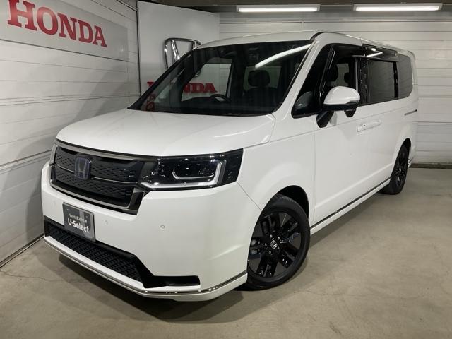 ステップワゴン ｅ：ＨＥＶスパーダ　１オーナー　フルオートエアコン　ＥＳＣ　シートヒータ　キーフリー　ＬＥＤヘッドランプ　イモビ　ＡＢＳ　リアカメラ　スマートキ　クルーズコントロール　サイドカーテンエアバック　禁煙（3枚目）