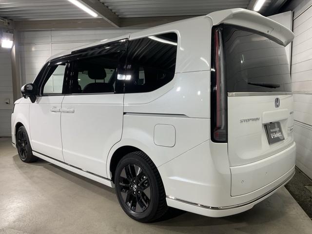 ステップワゴン ｅ：ＨＥＶスパーダ　１オーナー　フルオートエアコン　ＥＳＣ　シートヒータ　キーフリー　ＬＥＤヘッドランプ　イモビ　ＡＢＳ　リアカメラ　スマートキ　クルーズコントロール　サイドカーテンエアバック　禁煙（5枚目）