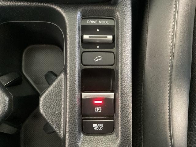 ヴェゼル ｅ：ＨＥＶＺ　衝突回避支援ブレーキ機能　スマキ　Ｐトランク　フルオートエアコン　エアバッグ　両席エアバック　Ｒカメ　パワーウィンドウ　ＬＥＤランプ　ソナー　クルーズＣ　ナビ＆ＴＶ　キーレスエントリー（44枚目）