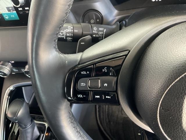 ヴェゼル ｅ：ＨＥＶＺ　衝突回避支援ブレーキ機能　スマキ　Ｐトランク　フルオートエアコン　エアバッグ　両席エアバック　Ｒカメ　パワーウィンドウ　ＬＥＤランプ　ソナー　クルーズＣ　ナビ＆ＴＶ　キーレスエントリー（46枚目）