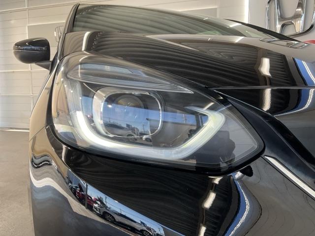 フィット e:HEVホーム 前後誤発進抑制機能 クリソナ 助手席エアバッグ 運転席エアバッグ アイドリングストップ LEDライト バックカメラ ABS サイドエアバッグ オートクルーズコントロール フルセグTV(11枚目)