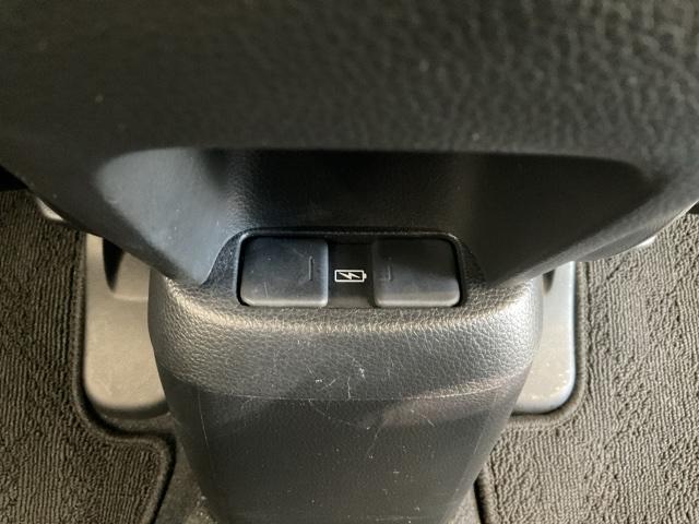 フィット e:HEVホーム 前後誤発進抑制機能 クリソナ 助手席エアバッグ 運転席エアバッグ アイドリングストップ LEDライト バックカメラ ABS サイドエアバッグ オートクルーズコントロール フルセグTV(39枚目)