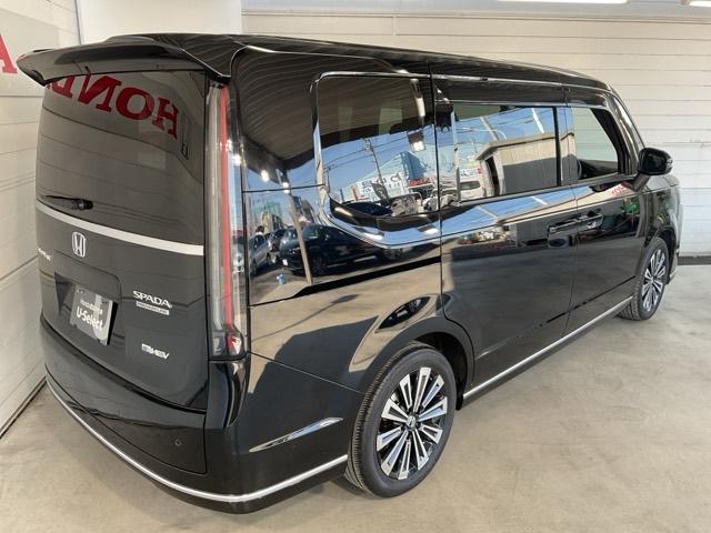 ステップワゴン ｅ：ＨＥＶスパーダプレミアムライン　・ひょう害修理済み車・前後ドラレコ装着車　マルチカメラ　Ｐテールゲート　両側自動ドア　Ｆセグ　クリアランスソナ　クルーズＣ　助手席エアバッグ　スマートＫ　シ－トヒ－タ－　サイドカメラ　ＤＶＤ再生　禁煙（8枚目）