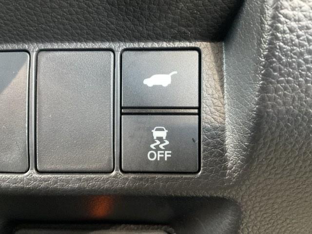 ステップワゴン ｅ：ＨＥＶスパーダプレミアムライン　・ひょう害修理済み車・前後ドラレコ装着車　マルチカメラ　Ｐテールゲート　両側自動ドア　Ｆセグ　クリアランスソナ　クルーズＣ　助手席エアバッグ　スマートＫ　シ－トヒ－タ－　サイドカメラ　ＤＶＤ再生　禁煙（48枚目）