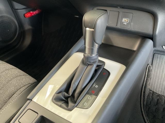 フィット e:HEVホーム ・当社デモカー・前後ドラレコ装着車 前後誤発進抑制機能 クリソナ 助手席エアバッグ 運転席エアバッグ 1オナ アイドリングストップ 禁煙 LEDライト バックカメラ ABS サイドエアバッグ キーレス(15枚目)