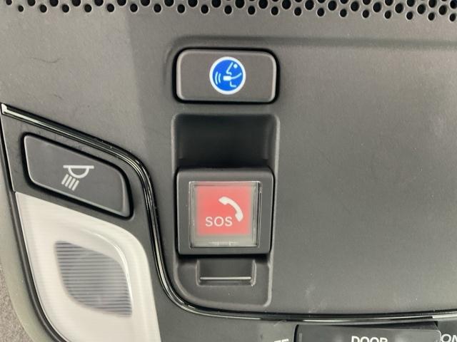 フィット e:HEVホーム ・当社デモカー・前後ドラレコ装着車 前後誤発進抑制機能 クリソナ 助手席エアバッグ 運転席エアバッグ 1オナ アイドリングストップ 禁煙 LEDライト バックカメラ ABS サイドエアバッグ キーレス(45枚目)