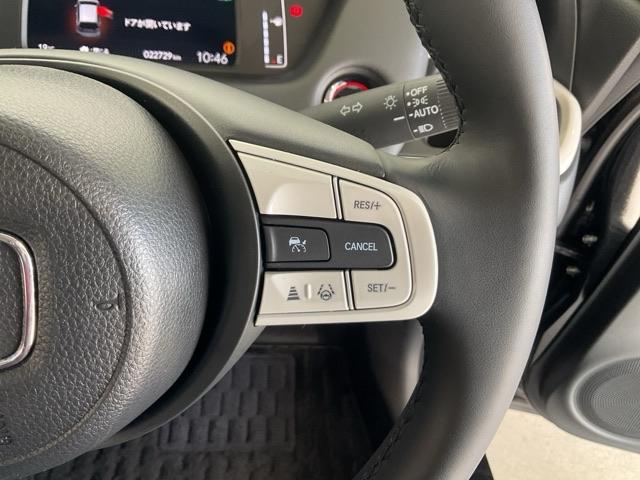 フィット e:HEVホーム ・当社デモカー・前後ドラレコ装着車 前後誤発進抑制機能 クリソナ 助手席エアバッグ 運転席エアバッグ 1オナ アイドリングストップ 禁煙 LEDライト バックカメラ ABS サイドエアバッグ キーレス(47枚目)