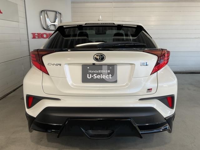 Ｃ－ＨＲ ＳＧＲスポーツ　・ドラレコ装着車・トヨタＳａｆｅｔｙＳｅｎｓｅ搭載　禁煙車　シートヒータ　バックガイドモニター　ＬＥＤヘッドライト　フルセグＴＶ　クルコン　ドライブレコーダ　スマートキー　ＥＴＣ　ＥＳＣ　キーレス（6枚目）