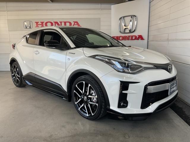 Ｃ－ＨＲ ＳＧＲスポーツ　・ドラレコ装着車・トヨタＳａｆｅｔｙＳｅｎｓｅ搭載　禁煙車　シートヒータ　バックガイドモニター　ＬＥＤヘッドライト　フルセグＴＶ　クルコン　ドライブレコーダ　スマートキー　ＥＴＣ　ＥＳＣ　キーレス（9枚目）
