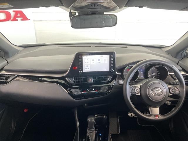 Ｃ－ＨＲ ＳＧＲスポーツ　・ドラレコ装着車・トヨタＳａｆｅｔｙＳｅｎｓｅ搭載　禁煙車　シートヒータ　バックガイドモニター　ＬＥＤヘッドライト　フルセグＴＶ　クルコン　ドライブレコーダ　スマートキー　ＥＴＣ　ＥＳＣ　キーレス（12枚目）