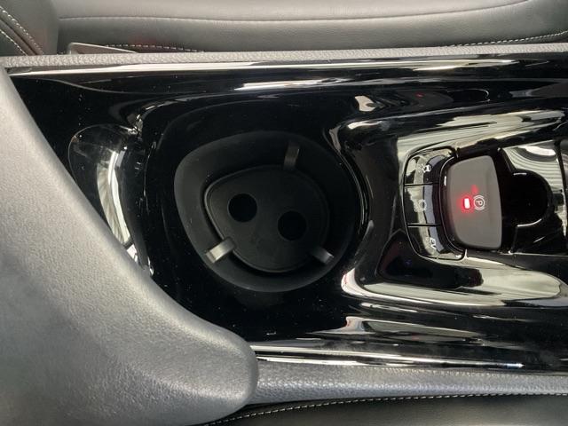 Ｃ－ＨＲ ＳＧＲスポーツ　・ドラレコ装着車・トヨタＳａｆｅｔｙＳｅｎｓｅ搭載　禁煙車　シートヒータ　バックガイドモニター　ＬＥＤヘッドライト　フルセグＴＶ　クルコン　ドライブレコーダ　スマートキー　ＥＴＣ　ＥＳＣ　キーレス（29枚目）