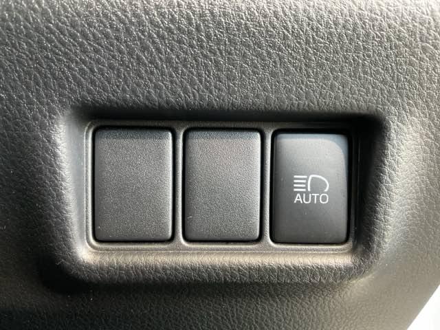 Ｃ－ＨＲ ＳＧＲスポーツ　・ドラレコ装着車・トヨタＳａｆｅｔｙＳｅｎｓｅ搭載　禁煙車　シートヒータ　バックガイドモニター　ＬＥＤヘッドライト　フルセグＴＶ　クルコン　ドライブレコーダ　スマートキー　ＥＴＣ　ＥＳＣ　キーレス（35枚目）