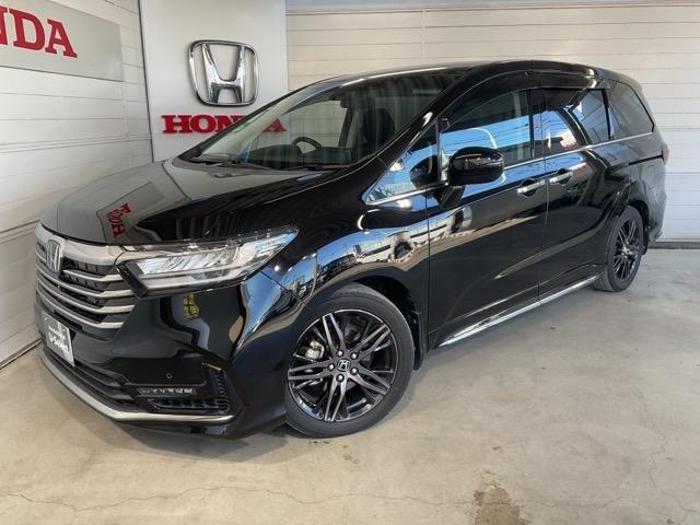 オデッセイハイブリッド ｅ：ＨＥＶアブソルート・ＥＸ　・前後ドラレコ装着車・ひょう害現状販売車　電動Ｒゲート　ＬＥＤライト　シ－トヒ－タ－　両側ＰＳＤ　パワ－シ－ト　Ｐアシスト　フルセグ　アイドルストップ　クルーズコントロール　ＤＶＤ再生機能　３列シート（4枚目）