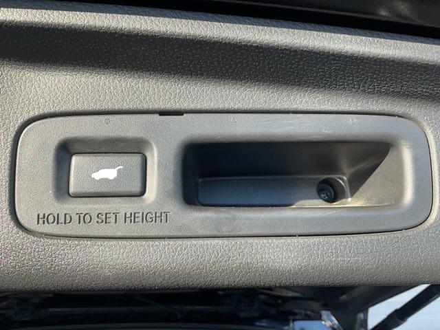 オデッセイハイブリッド ｅ：ＨＥＶアブソルート・ＥＸ　・前後ドラレコ装着車・ひょう害現状販売車　電動Ｒゲート　ＬＥＤライト　シ－トヒ－タ－　両側ＰＳＤ　パワ－シ－ト　Ｐアシスト　フルセグ　アイドルストップ　クルーズコントロール　ＤＶＤ再生機能　３列シート（53枚目）