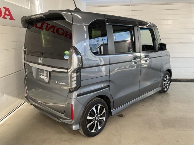 Ｎ－ＢＯＸカスタム Ｇ・Ｌホンダセンシング　禁煙　助手席エアバッグ　１セグＴＶ　キーレス　アイドリングＳＴ　セキュリティーアラーム　スマ－トキ－　リアカメラ　ＥＴＣ　前車追従機能　サイドエアバッグ　ＬＥＤヘッドライト（8枚目）