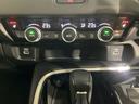 操作性の良いエアコンパネル。前席シートヒーターで寒い冬も快適ドライブ